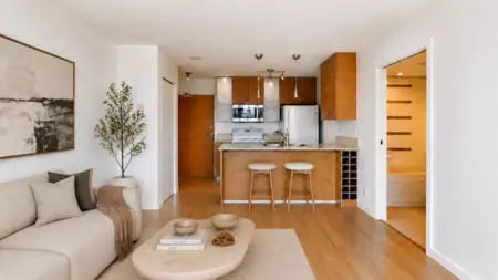 908 977 Mainland Street, Vancouver, BC, Vancouver — Apartment/Condo for sale