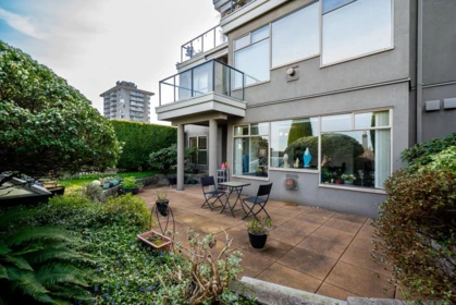 204 1765 Marine Drive, West Vancouver, BC, West Vancouver — Apartment/Condo for sale