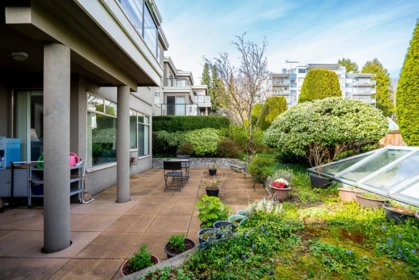 204 1765 Marine Drive, West Vancouver, BC, West Vancouver — Apartment/Condo for sale