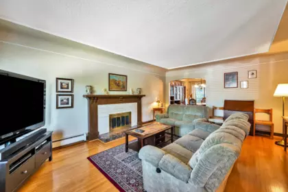 3778 Triumph Street, Burnaby, BC, Burnaby — Single Family Residence for sale