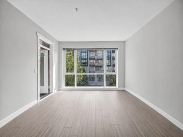 204 2651 Library Lane, North Vancouver, BC, North Vancouver — Apartment/Condo for sale