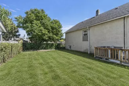 Backyard Photo of 46347 Portage Avenue, Chilliwack, BC
