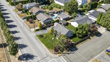 46347 Portage Avenue, Chilliwack, BC, Chilliwack — Single Family Residence for sale