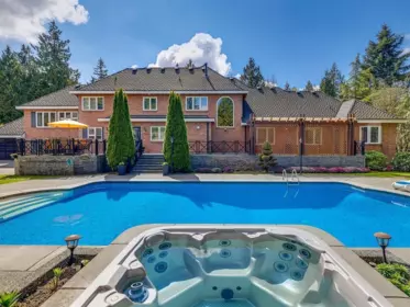 13789 32 Avenue, Surrey, BC, Surrey — Single Family Residence for sale