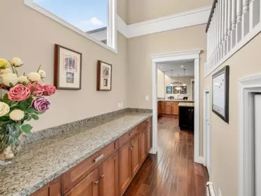 Kitchen Island Photo of 13789 32 Avenue, Surrey, BC