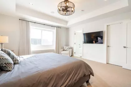 Basement Recreation Room Photo of 16752 17a Avenue, Surrey, BC