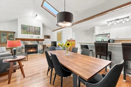 Kitchen Island Photo of 40 4652 Blackcomb Way, Whistler, BC