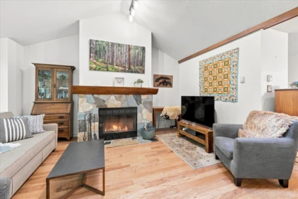 40 4652 Blackcomb Way, Whistler, BC, Whistler — Townhouse for sale