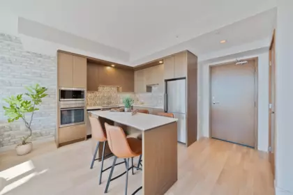 Family Room Photo of 4807 13495 Central Avenue, Surrey, BC