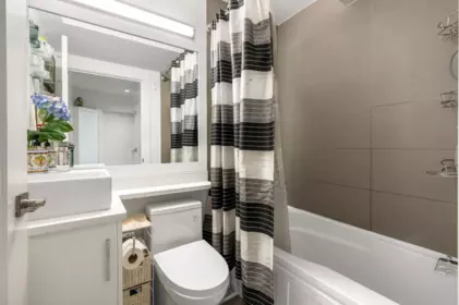 Swimming Pool Photo of 4728 Duchess Street, Vancouver, BC