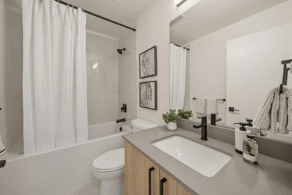 Powder Room Photo of 404 10065 133 Street, Surrey, BC