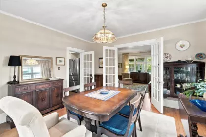 Kitchen Island Photo of 6048 Elm Street, Vancouver, BC