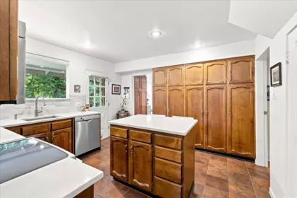 Primary Bedroom Photo of 6048 Elm Street, Vancouver, BC