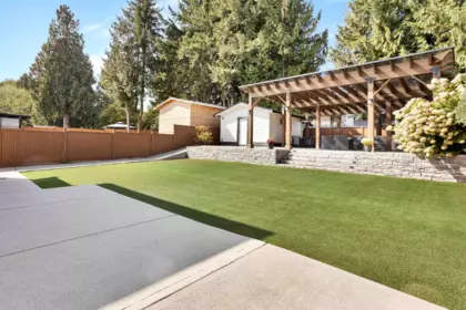 Garden / Landscaping Photo of 9487 162a Street, Surrey, BC