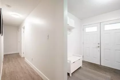 Dining Area Photo of 1668 Connaught Drive, Port Coquitlam, BC