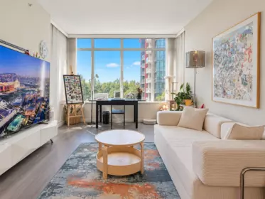 Living Room Photo of 917 7338 Gollner Avenue, Richmond, BC