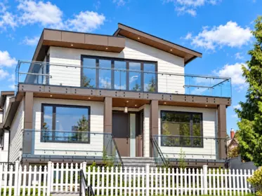 217 E Eighth Avenue, New Westminster, BC, New Westminster — Single Family Residence for sale