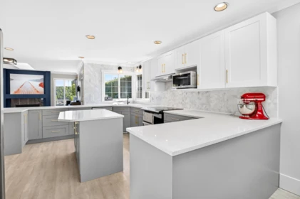 Primary Bedroom Photo of 1065 King George Boulevard, Surrey, BC