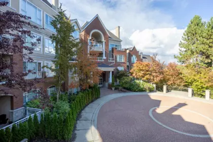 Fitness Center Photo Near 414 5262 Oakmount Crescent, Burnaby, BC