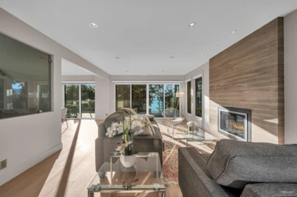 Dining Area Photo of 130 Oceanview Place, Lions Bay, BC