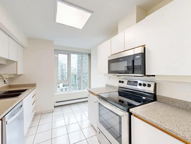 2004 1020 Harwood Street, Vancouver, BC, Vancouver — Apartment/Condo for sale