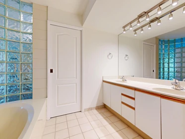 Guest Bathroom Photo of 2004 1020 Harwood Street, Vancouver, BC