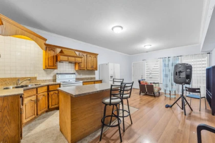 Swimming Pool Photo of 8362 170a Street, Surrey, BC