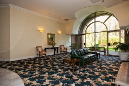 Entry Foyer Photo of 1213 1327 E Keith Road, North Vancouver, BC