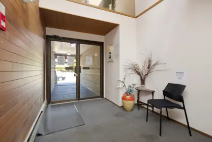 101 33450 George Ferguson Way, Abbotsford, BC, Abbotsford — Apartment/Condo for sale