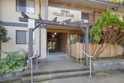 101 33450 George Ferguson Way, Abbotsford, BC, Abbotsford — Apartment/Condo for sale