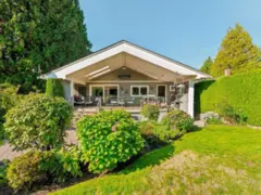 1160 14th Street, West Vancouver, BC