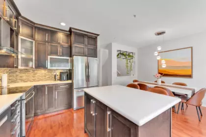 Primary Bedroom Photo of 142 1055 Riverwood Gate, Port Coquitlam, BC