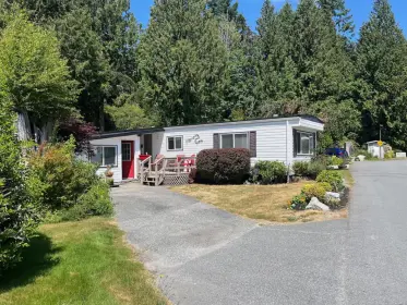 24 4496 Sunshine Coast Highway, Sechelt, BC, Sechelt — Manufactured Home for sale