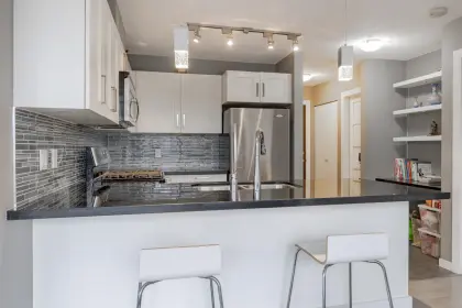 1003 2133 Douglas Road, Burnaby, BC, Burnaby — Apartment/Condo for sale
