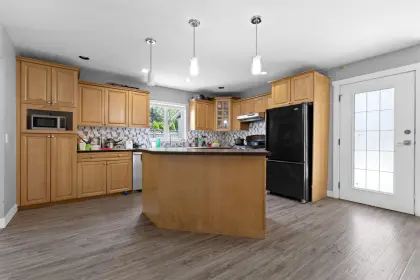 20668 40 Avenue, Langley, BC, Langley — Single Family Residence for sale