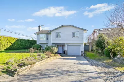 18382 56b Avenue, Surrey, BC, Surrey — Single Family Residence for sale