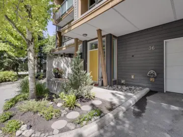 36 39893 Government Road, Squamish, BC, Squamish — Townhouse for sale
