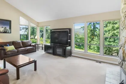 802 Washington Drive, Port Moody, BC, Port moody — Single Family Residence for sale