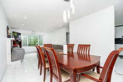 5884 184 Street, Surrey, BC, Surrey — Single Family Residence for sale