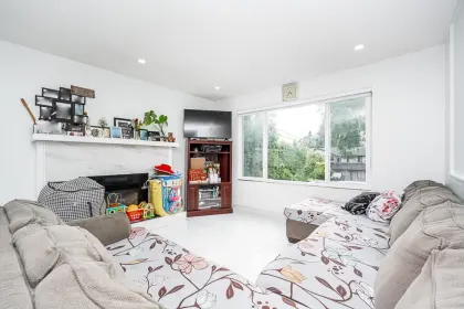 5884 184 Street, Surrey, BC, Surrey — Single Family Residence for sale