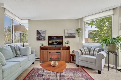 201 1521 George Street, White Rock, BC, White rock — Apartment/Condo for sale