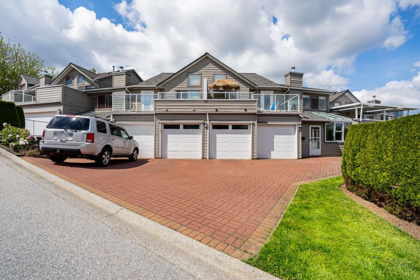 9 323 Governors Court, New Westminster, BC, New Westminster — Townhouse for sale