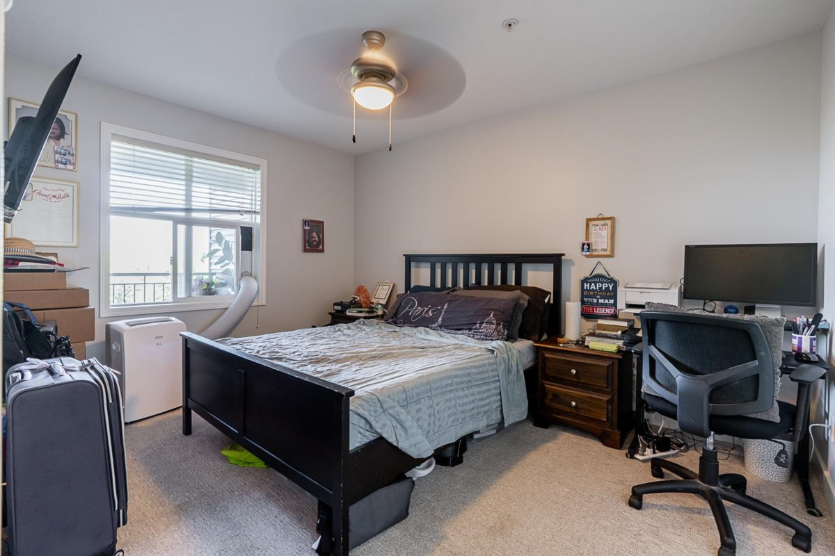 Guest Bathroom Photo of 315 8955 Edward Street, Chilliwack, BC