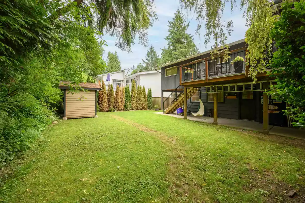 Family Room Photo of 775 Seymour Boulevard, North Vancouver, BC