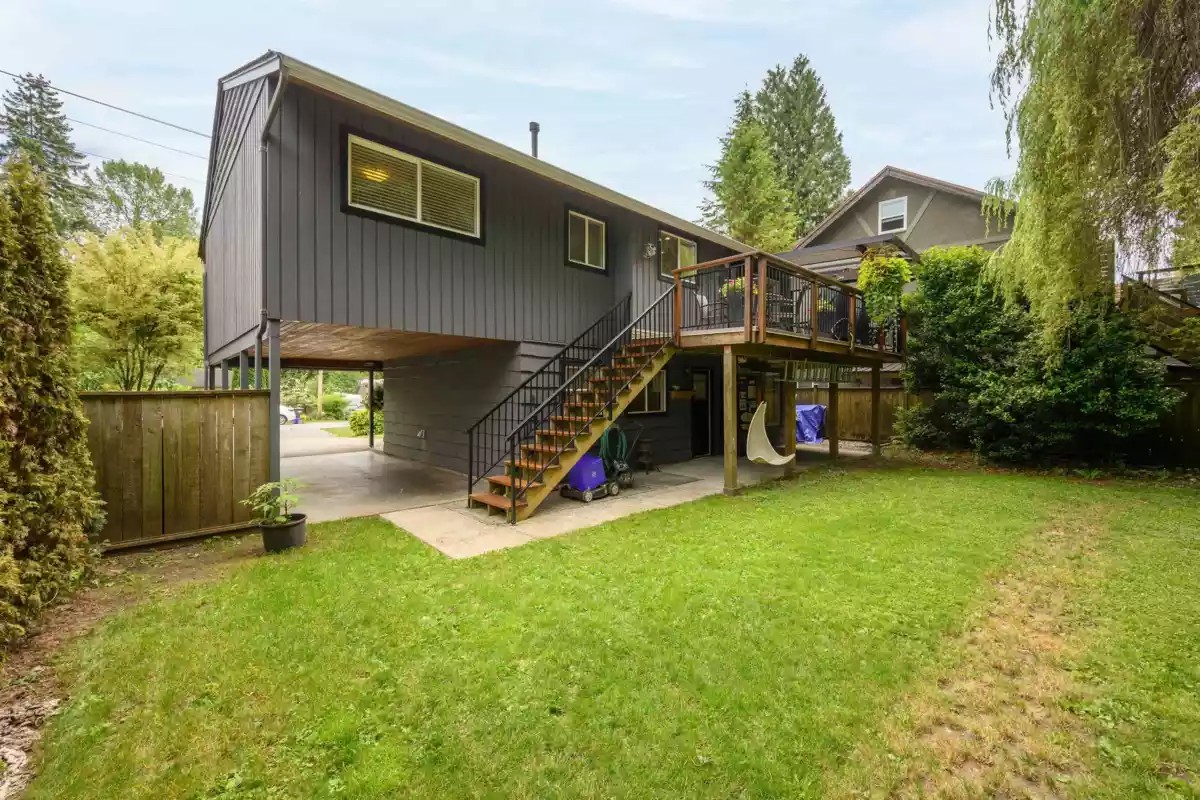 Living Room Photo of 775 Seymour Boulevard, North Vancouver, BC