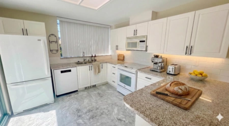 Kitchen Island Photo of 407 1765 Martin Drive, Surrey, BC