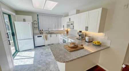 Kitchen Photo of 407 1765 Martin Drive, Surrey, BC