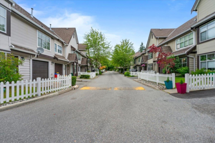 110 12099 237 Street, Maple Ridge, BC, Maple Ridge — Townhouse for sale