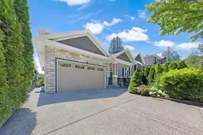 3462 Darwin Avenue, Coquitlam, BC, Coquitlam — Single Family Residence for sale