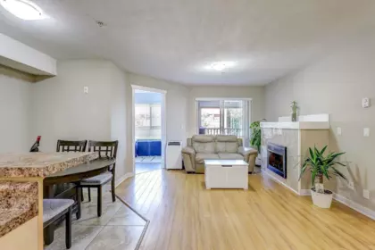 213 6960 120 Street, Surrey, BC, Surrey — Apartment/Condo for sale
